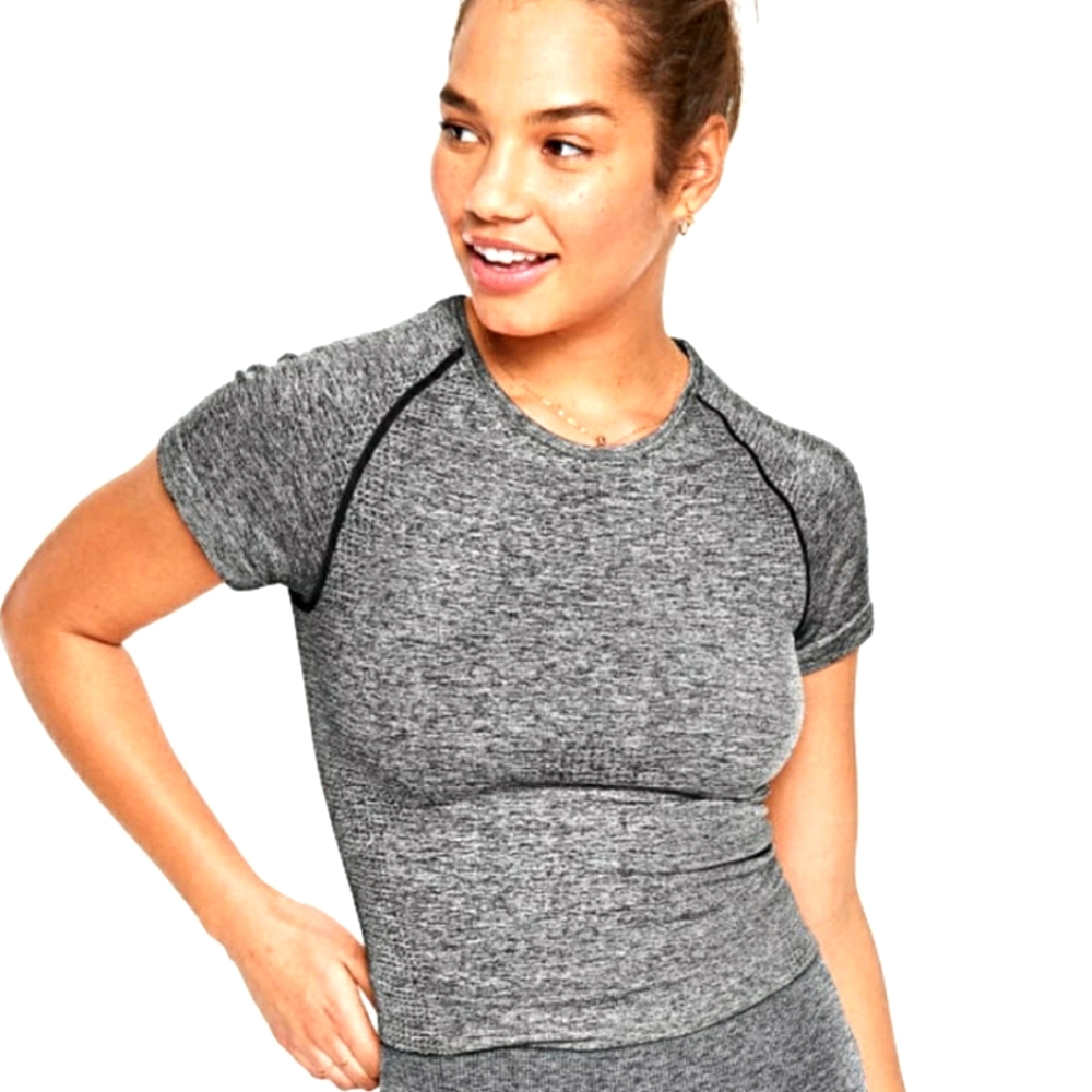VS PINK Seamless Workout Crop Top